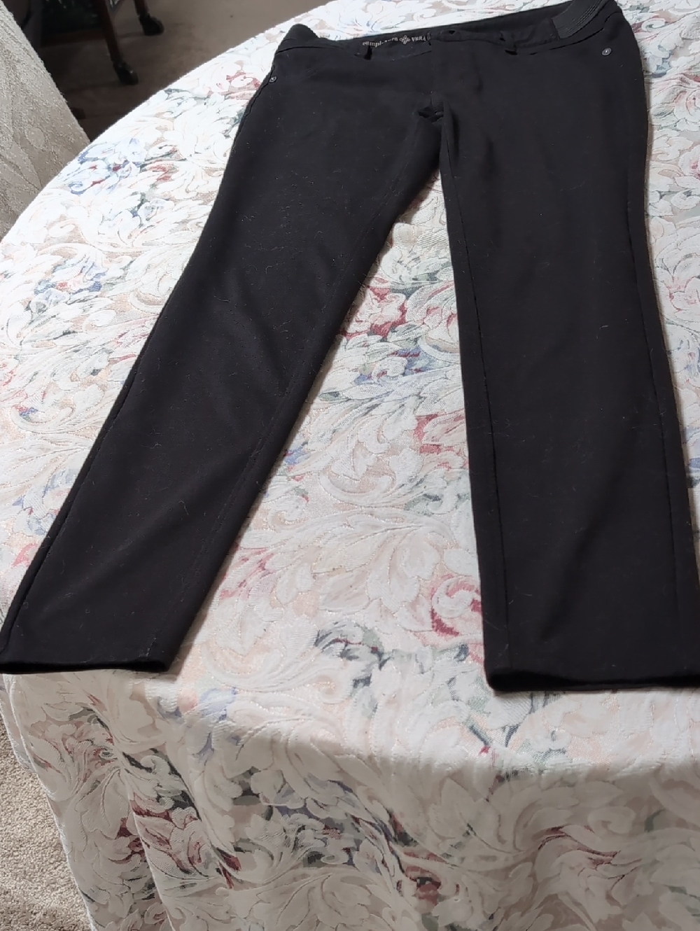 Vera Wang Black Pants